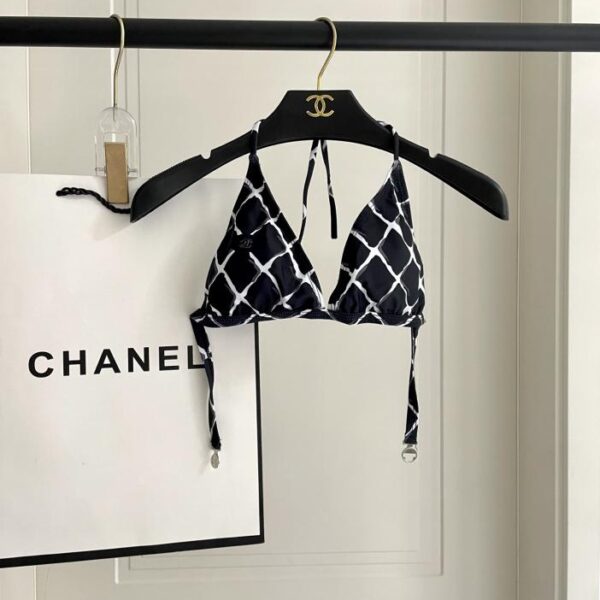 repliche,replica,perfette,siti di,affidabili,migliori siti,dove comprare,1:1,scarpe da ginnastica Il nuovo costume da bagno bikini Chanel👙