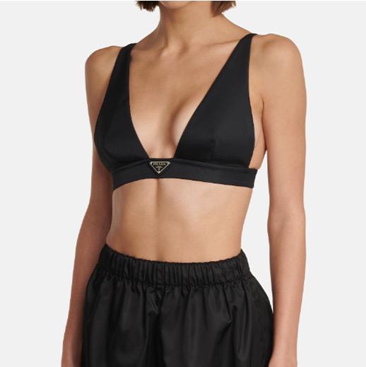 repliche,replica,perfette,siti di,affidabili,migliori siti,dove comprare,1:1,scarpe da ginnastica I bikini Prada sono adatti per nuotare in vari scenari: mare, piscina, sorgente termale, parco acquatico, rafting