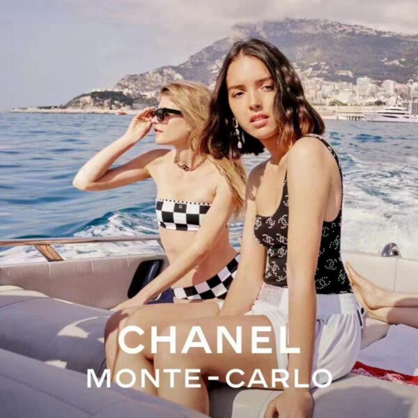 repliche,replica,perfette,siti di,affidabili,migliori siti,dove comprare,1:1,scarpe da ginnastica Costumi da bagno stampati Chanel adatti a varie scene