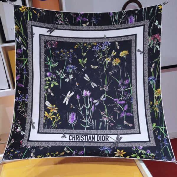repliche,replica,perfette,siti di,affidabili,migliori siti,dove comprare,1:1,scarpe da ginnastica SDO2421 Foulard quadrato in seta da 90 cm con stampa originale Dior Herbarium