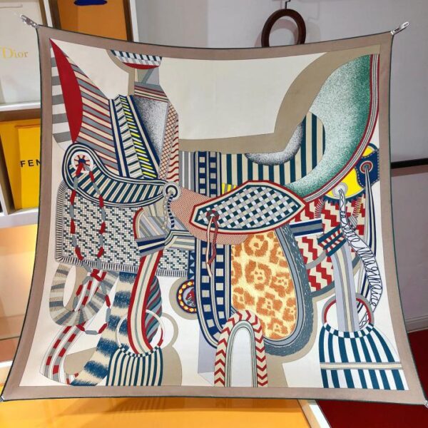 repliche,replica,perfette,siti di,affidabili,migliori siti,dove comprare,1:1,scarpe da ginnastica SHMS2345 ️Hermès [Fantasy Saddle] Sciarpa quadrata in seta da 90 cm