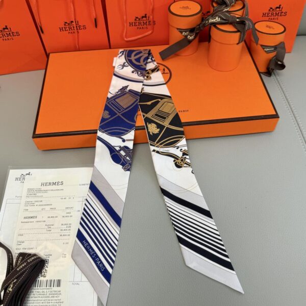 Sciarpa Twilly Hermes "Book Collection" (100% seta di gelso)
