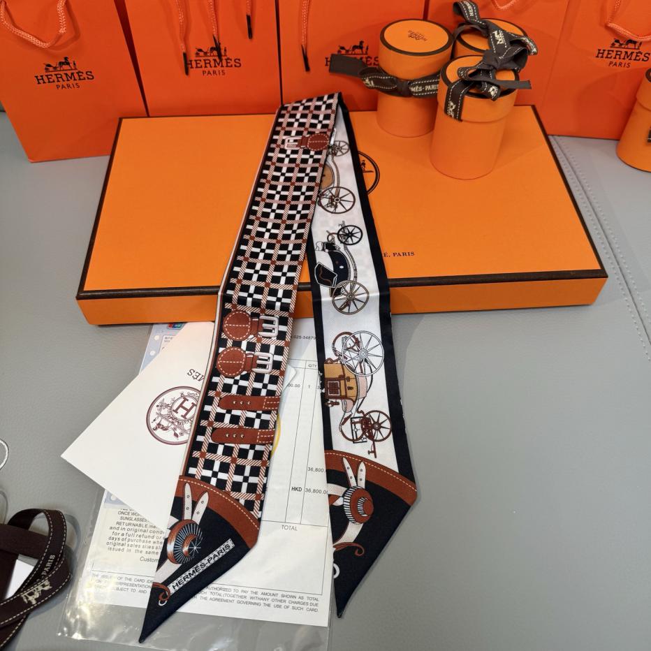 repliche,replica,perfette,siti di,affidabili,migliori siti,dove comprare,1:1,scarpe da ginnastica Sciarpa Hermes “New Car” Twilly (100% seta di gelso) repliche,replica,perfette,siti di,affidabili,migliori siti,dove comprare,1:1,scarpe da ginnastica Sciarpa Hermes “New Car” Twilly (100% seta di gelso)