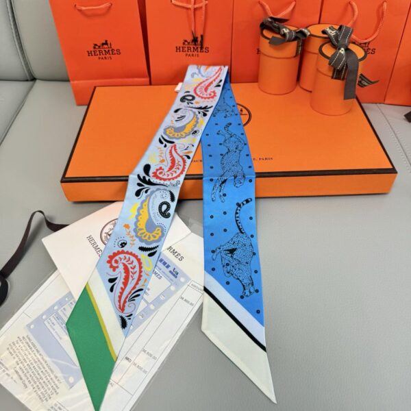 repliche,replica,perfette,siti di,affidabili,migliori siti,dove comprare,1:1,scarpe da ginnastica Hermes “Cheetah BANDANA” Sciarpa Twilly Nastro di seta Twilly (100% seta di gelso)