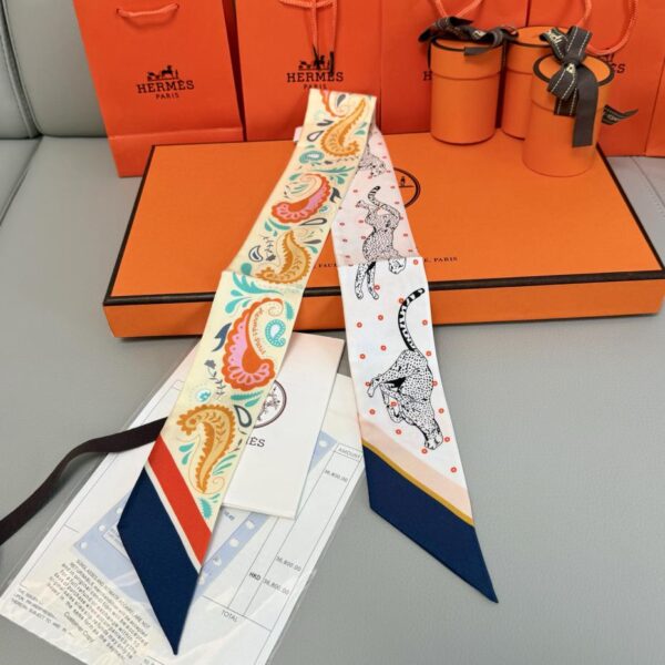 repliche,replica,perfette,siti di,affidabili,migliori siti,dove comprare,1:1,scarpe da ginnastica Hermes “Cheetah BANDANA” Sciarpa Twilly Nastro di seta Twilly (100% seta di gelso)