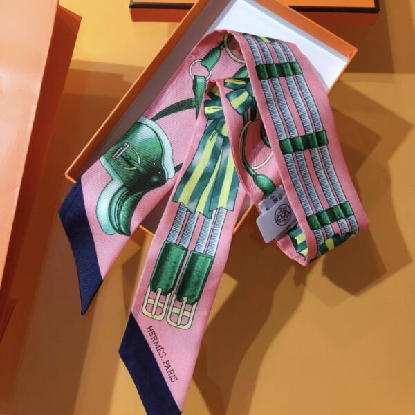 repliche,replica,perfette,siti di,affidabili,migliori siti,dove comprare,1:1,scarpe da ginnastica PHMS2242🦋 Hermès [Jumping] Sciarpa in twilly
