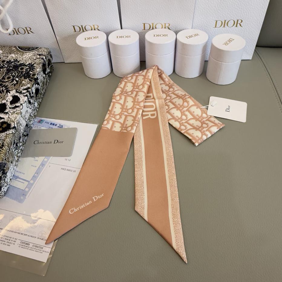 repliche,replica,perfette,siti di,affidabili,migliori siti,dove comprare,1:1,scarpe da ginnastica Sciarpa a fascia Dior Montaigne Mitzah💞 repliche,replica,perfette,siti di,affidabili,migliori siti,dove comprare,1:1,scarpe da ginnastica Sciarpa a fascia Dior Montaigne Mitzah💞