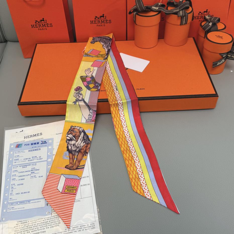 repliche,replica,perfette,siti di,affidabili,migliori siti,dove comprare,1:1,scarpe da ginnastica Sciarpa Twilly Hermes “New Grand Theatre” (100% seta di gelso) repliche,replica,perfette,siti di,affidabili,migliori siti,dove comprare,1:1,scarpe da ginnastica Sciarpa Twilly Hermes “New Grand Theatre” (100% seta di gelso)