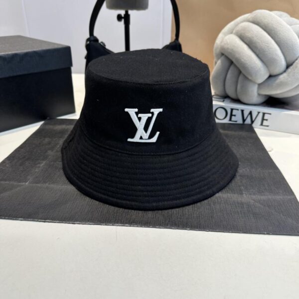 Cappello da pescatore double face ricamato Louis Vuitton (DFA3)