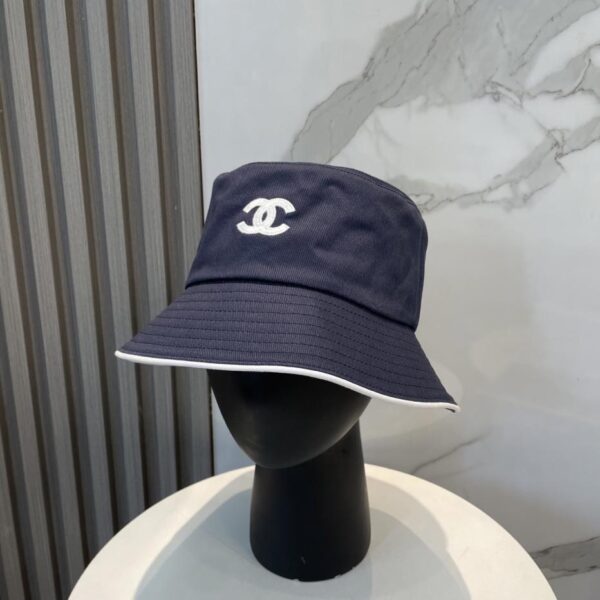 repliche,replica,perfette,siti di,affidabili,migliori siti,dove comprare,1:1,scarpe da ginnastica Chanel contatore nuovo cappello da pescatore singolo ricamato originale