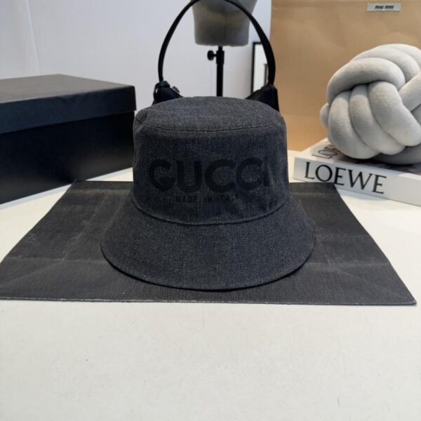 repliche,replica,perfette,siti di,affidabili,migliori siti,dove comprare,1:1,scarpe da ginnastica GUCCI contatore nuovo cappello da pescatore in denim lavato