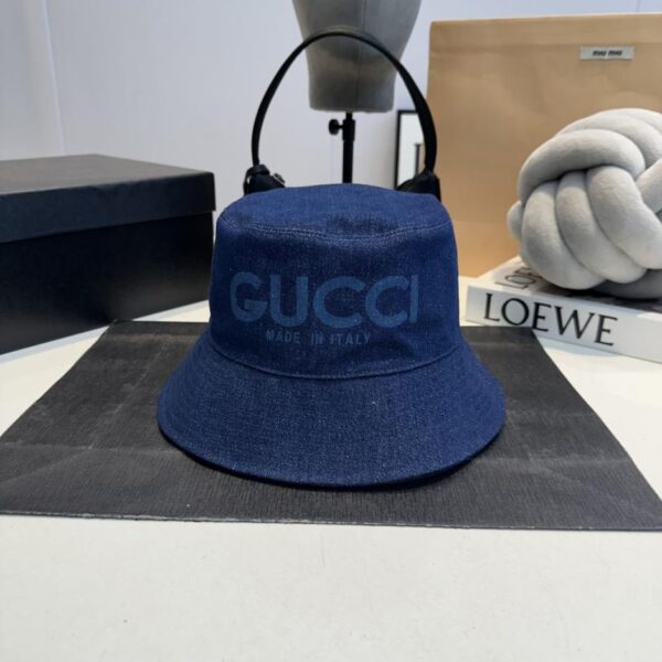repliche,replica,perfette,siti di,affidabili,migliori siti,dove comprare,1:1,scarpe da ginnastica GUCCI contatore nuovo cappello da pescatore in denim lavato (EFF8)