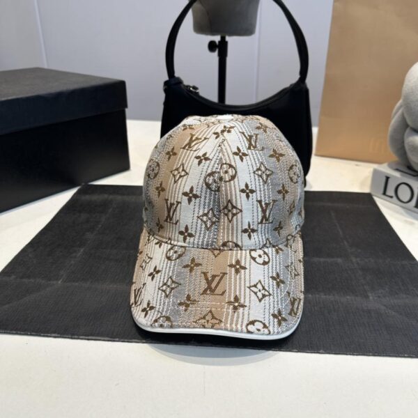 repliche,replica,perfette,siti di,affidabili,migliori siti,dove comprare,1:1,scarpe da ginnastica Il nuovo berretto da baseball originale di Louis Vuitton, jacquard sfumato Louis Vuitton (D5E4)