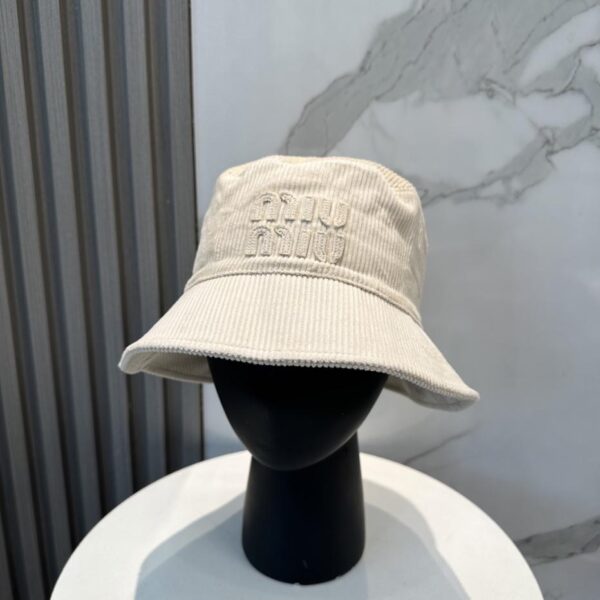 repliche,replica,perfette,siti di,affidabili,migliori siti,dove comprare,1:1,scarpe da ginnastica Nuovo cappello da pescatore/berretto da baseball in velluto a coste di Miu Miu in edizione limitata, stesso stile per uomo e donna (CAE8)