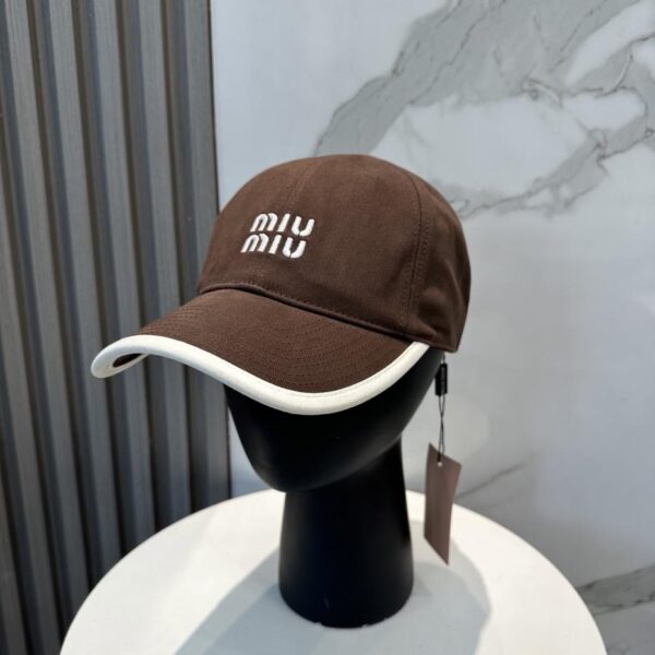 repliche,replica,perfette,siti di,affidabili,migliori siti,dove comprare,1:1,scarpe da ginnastica 【Miu Miu】Nuovo berretto da baseball ricamato (0ED6)