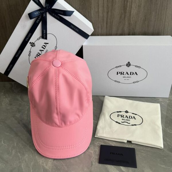 repliche,replica,perfette,siti di,affidabili,migliori siti,dove comprare,1:1,scarpe da ginnastica Cappellino da baseball personalizzato originale Prada con visiera (7C6B) in vendita sul sito ufficiale