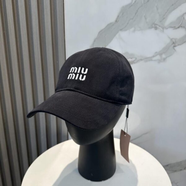 repliche,replica,perfette,siti di,affidabili,migliori siti,dove comprare,1:1,scarpe da ginnastica Cappellino da baseball originale Miu Miu in panno lavato di puro cotone nuovo (F1EE)