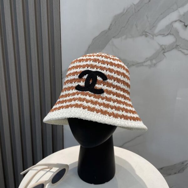 repliche,replica,perfette,siti di,affidabili,migliori siti,dove comprare,1:1,scarpe da ginnastica CHANEL nuovo cappello da bacino in maglia (3A67)