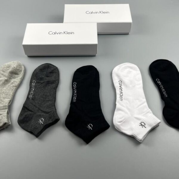 repliche,replica,perfette,siti di,affidabili,migliori siti,dove comprare,1:1,scarpe da ginnastica Calvin Klein (CK) vende puro cotone di buona qualità, antibatterico e antimuffa, traspirante e confortevole, 5 paia in una scatola (1C5F)