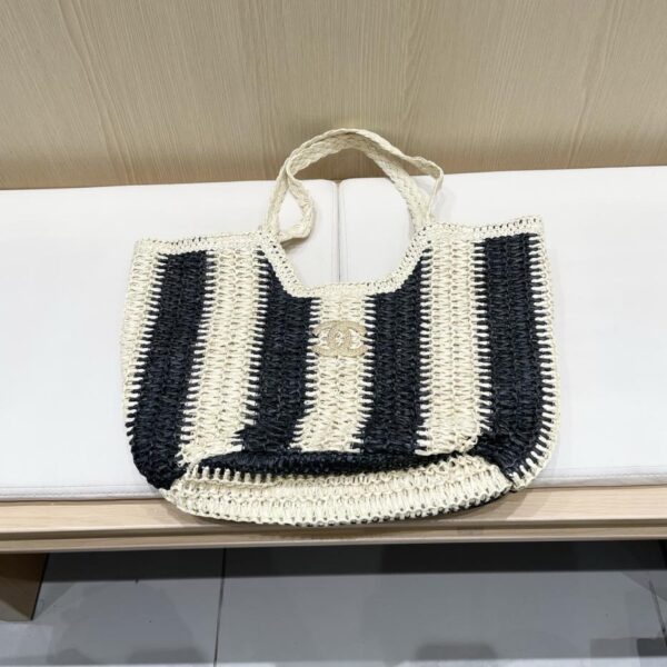 repliche,replica,perfette,siti di,affidabili,migliori siti,dove comprare,1:1,scarpe da ginnastica Borse Chanel intrecciate a mano transfrontaliere