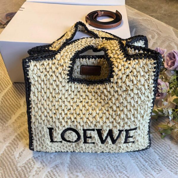 repliche,replica,perfette,siti di,affidabili,migliori siti,dove comprare,1:1,scarpe da ginnastica Borsa tote in paglia di Loewe