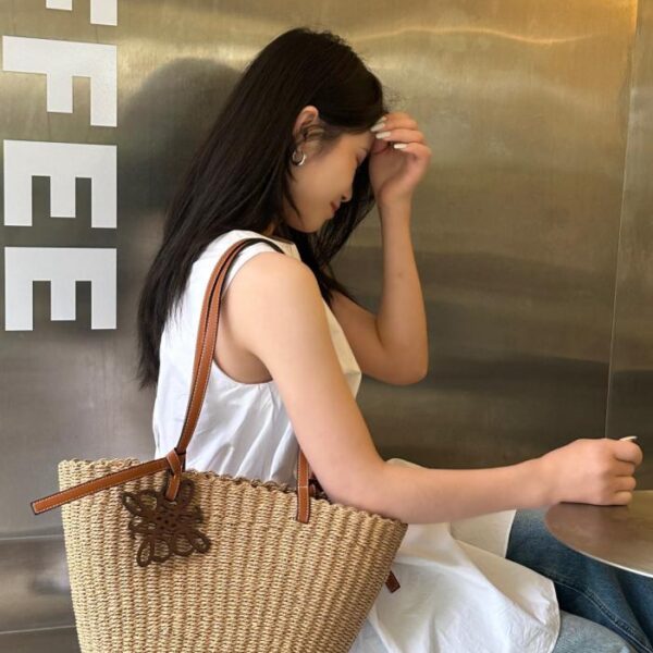 repliche,replica,perfette,siti di,affidabili,migliori siti,dove comprare,1:1,scarpe da ginnastica Borsa di paglia LOEWE Borsa di paglia stile estivo
