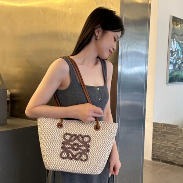 repliche,replica,perfette,siti di,affidabili,migliori siti,dove comprare,1:1,scarpe da ginnastica LOEWE nuova borsa in tessuto