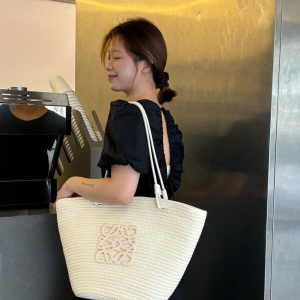repliche,replica,perfette,siti di,affidabili,migliori siti,dove comprare,1:1,scarpe da ginnastica LOEWE nuova borsa in tessuto