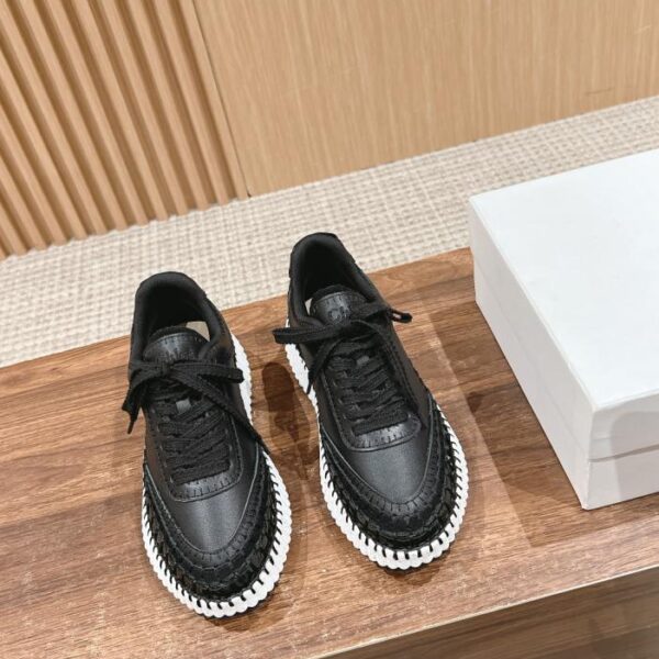 repliche,replica,perfette,siti di,affidabili,migliori siti,dove comprare,1:1,scarpe da ginnastica Le nuove sneakers casual Nama di Chloé, scarpe bianche versatili, altezza tacco 5 cm