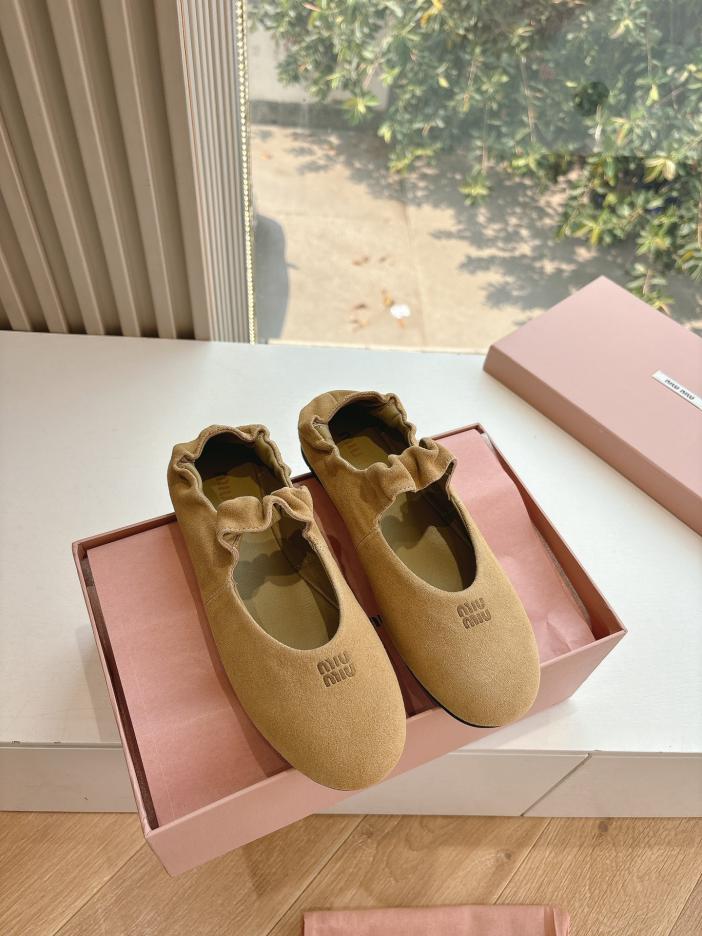 repliche,replica,perfette,siti di,affidabili,migliori siti,dove comprare,1:1,scarpe da ginnastica Miu Miu nuove ballerine elastiche repliche,replica,perfette,siti di,affidabili,migliori siti,dove comprare,1:1,scarpe da ginnastica Miu Miu nuove ballerine elastiche
