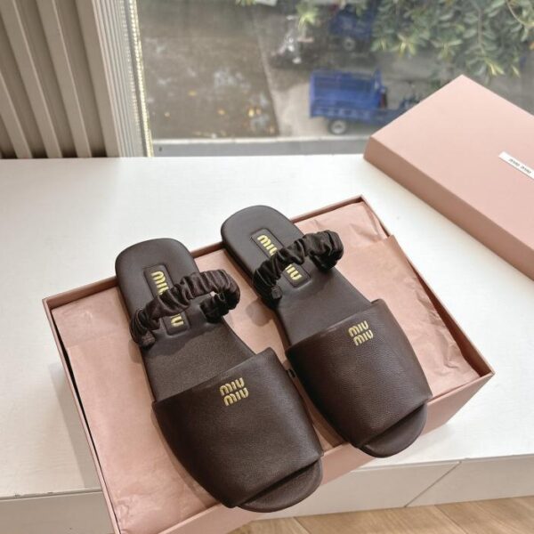 repliche,replica,perfette,siti di,affidabili,migliori siti,dove comprare,1:1,scarpe da ginnastica Ballerine elastiche di Miu Miu