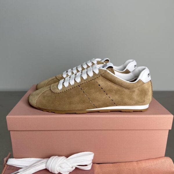 [Versione top] Miu Miu Plume serie passerella primaverile nuove scarpe da ginnastica Forrest scarpe da ginnastica