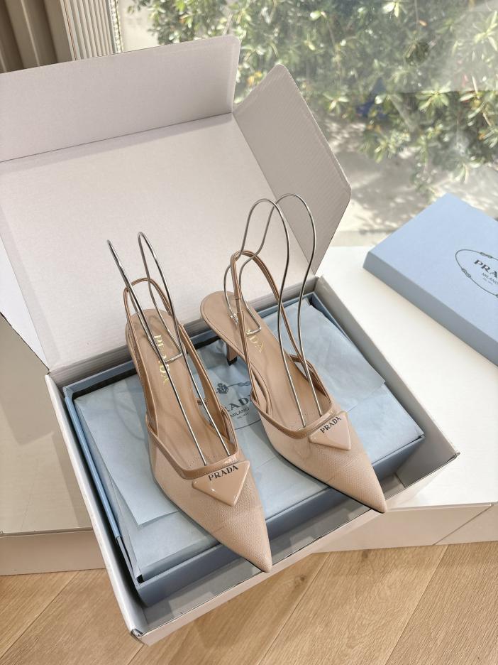 repliche,replica,perfette,siti di,affidabili,migliori siti,dove comprare,1:1,scarpe da ginnastica G887 Prada ultima primavera ed estate nuovi sandali in rete Mary Jane repliche,replica,perfette,siti di,affidabili,migliori siti,dove comprare,1:1,scarpe da ginnastica G887 Prada ultima primavera ed estate nuovi sandali in rete Mary Jane