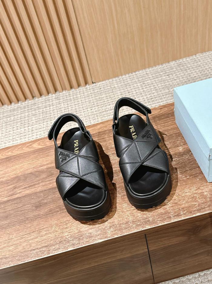 repliche,replica,perfette,siti di,affidabili,migliori siti,dove comprare,1:1,scarpe da ginnastica I nuovi sandali in velcro con la suola spessa di Prada repliche,replica,perfette,siti di,affidabili,migliori siti,dove comprare,1:1,scarpe da ginnastica I nuovi sandali in velcro con la suola spessa di Prada