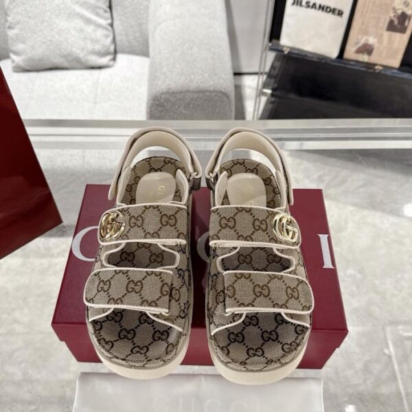 repliche,replica,perfette,siti di,affidabili,migliori siti,dove comprare,1:1,scarpe da ginnastica Sandali con velcro Gucci Double G da donna