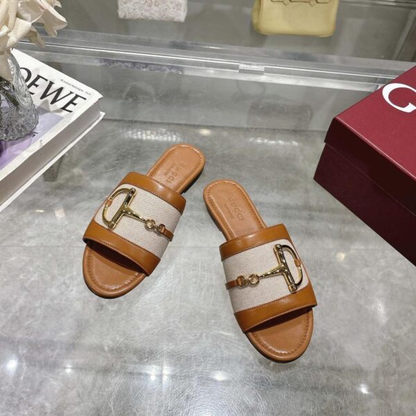 repliche,replica,perfette,siti di,affidabili,migliori siti,dove comprare,1:1,scarpe da ginnastica 8023-1 Sandali da donna in tela marrone con classica fibbia a morsetto