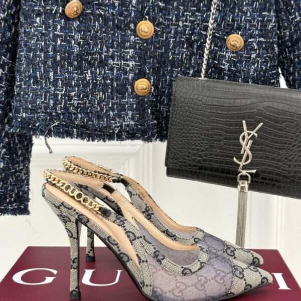 repliche,replica,perfette,siti di,affidabili,migliori siti,dove comprare,1:1,scarpe da ginnastica Gucci primavera e l’estate nuovi sandali con tacco alto cavi con catena metallica in rete