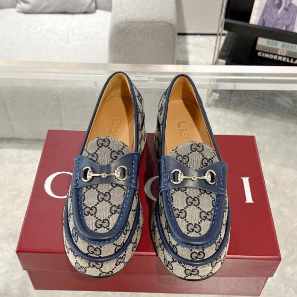 repliche,replica,perfette,siti di,affidabili,migliori siti,dove comprare,1:1,scarpe da ginnastica Gli ultimi mocassini con zeppa da donna di Gucci