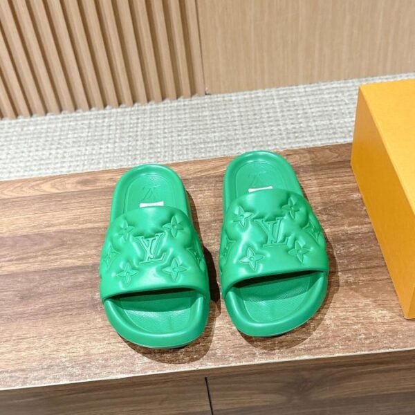 repliche,replica,perfette,siti di,affidabili,migliori siti,dove comprare,1:1,scarpe da ginnastica Coppia di ciabatte da spiaggia estive Louis Vuitton