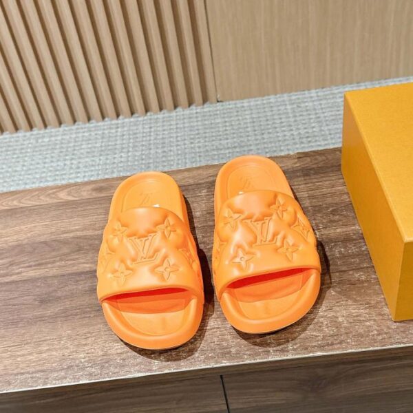 repliche,replica,perfette,siti di,affidabili,migliori siti,dove comprare,1:1,scarpe da ginnastica Coppia di ciabatte da spiaggia estive Louis Vuitton