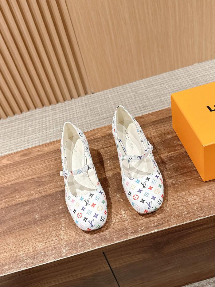 repliche,replica,perfette,siti di,affidabili,migliori siti,dove comprare,1:1,scarpe da ginnastica I nuovi sandali Mary Jane con tacco a blocco cavo sul retro di Louis Vuitton repliche,replica,perfette,siti di,affidabili,migliori siti,dove comprare,1:1,scarpe da ginnastica I nuovi sandali Mary Jane con tacco a blocco cavo sul retro di Louis Vuitton