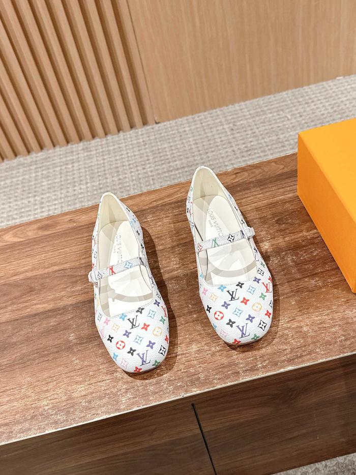 repliche,replica,perfette,siti di,affidabili,migliori siti,dove comprare,1:1,scarpe da ginnastica I nuovi sandali Mary Jane con tacco a blocco cavo sul retro di Louis Vuitton repliche,replica,perfette,siti di,affidabili,migliori siti,dove comprare,1:1,scarpe da ginnastica I nuovi sandali Mary Jane con tacco a blocco cavo sul retro di Louis Vuitton