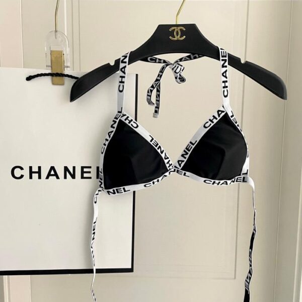 repliche,replica,perfette,siti di,affidabili,migliori siti,dove comprare,1:1,scarpe da ginnastica Il nuovo costume da bagno diviso di Chanel è adatto a varie scene ♀ Mare, piscina, sorgente termale, parco acquatico, rafting