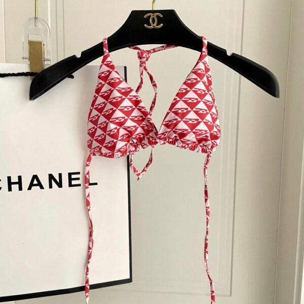 repliche,replica,perfette,siti di,affidabili,migliori siti,dove comprare,1:1,scarpe da ginnastica Il nuovo bikini di Diesel è un costume da bagno adatto a varie scene: mare, piscina, sorgente termale, parco acquatico, rafting