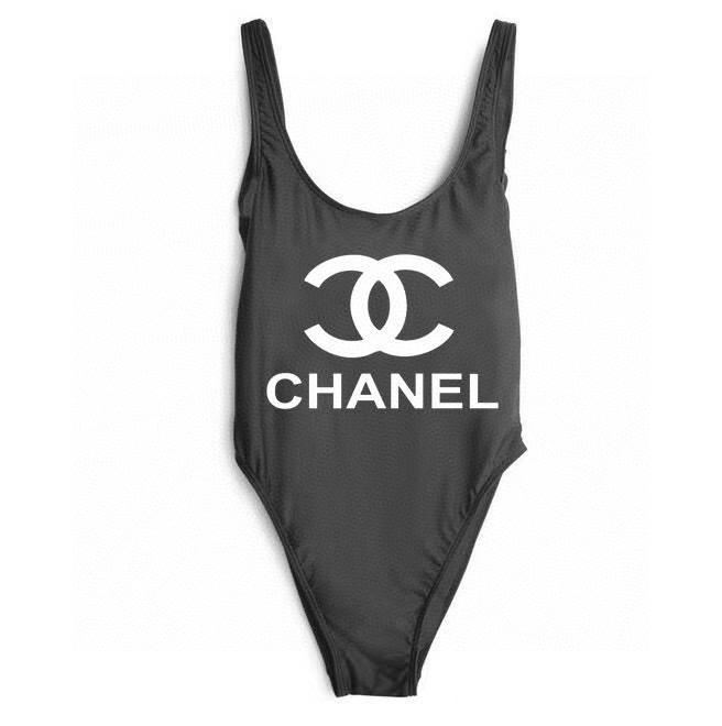 repliche,replica,perfette,siti di,affidabili,migliori siti,dove comprare,1:1,scarpe da ginnastica Il nuovo costume intero nero di Chanel è adatto a varie scene: mare, piscina, sorgente termale, parco acquatico, rafting repliche,replica,perfette,siti di,affidabili,migliori siti,dove comprare,1:1,scarpe da ginnastica Il nuovo costume intero nero di Chanel è adatto a varie scene: mare, piscina, sorgente termale, parco acquatico, rafting