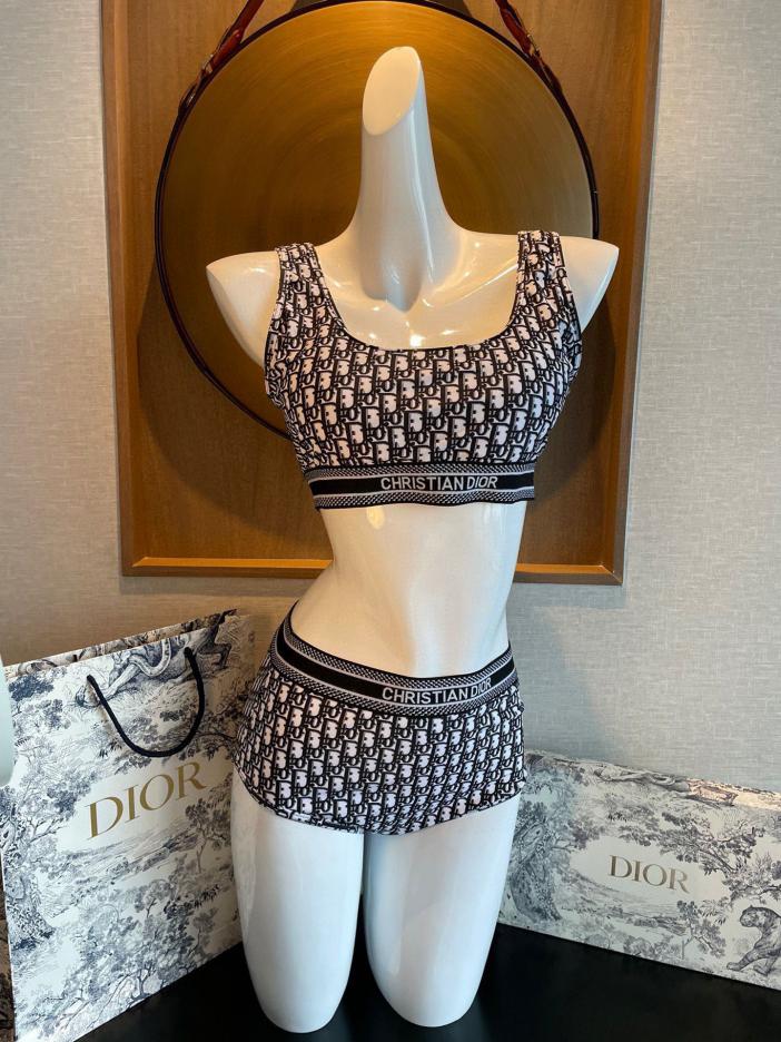 repliche,replica,perfette,siti di,affidabili,migliori siti,dove comprare,1:1,scarpe da ginnastica Costume da bagno diviso Dior adatto a varie scene ♀ Mare, piscina, sorgente termale, parco acquatico, rafting repliche,replica,perfette,siti di,affidabili,migliori siti,dove comprare,1:1,scarpe da ginnastica Costume da bagno diviso Dior adatto a varie scene ♀ Mare, piscina, sorgente termale, parco acquatico, rafting