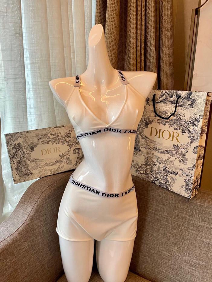 repliche,replica,perfette,siti di,affidabili,migliori siti,dove comprare,1:1,scarpe da ginnastica Costume da bagno diviso Dior adatto a varie scene ♀ Mare, piscina, sorgente termale, parco acquatico, rafting repliche,replica,perfette,siti di,affidabili,migliori siti,dove comprare,1:1,scarpe da ginnastica Costume da bagno diviso Dior adatto a varie scene ♀ Mare, piscina, sorgente termale, parco acquatico, rafting