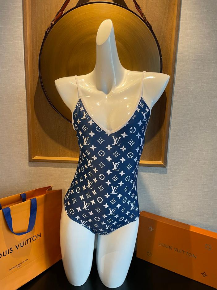 repliche,replica,perfette,siti di,affidabili,migliori siti,dove comprare,1:1,scarpe da ginnastica Il costume intero LV è adatto a varie scene: mare, piscina, sorgente termale, parco acquatico, rafting repliche,replica,perfette,siti di,affidabili,migliori siti,dove comprare,1:1,scarpe da ginnastica Il costume intero LV è adatto a varie scene: mare, piscina, sorgente termale, parco acquatico, rafting