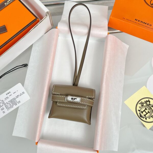 repliche,replica,perfette,siti di,affidabili,migliori siti,dove comprare,1:1,scarpe da ginnastica Ciondolo per borsa per cuffie HERMES Kelly, prodotto originale squisito, puramente fatto a mano con cuciture