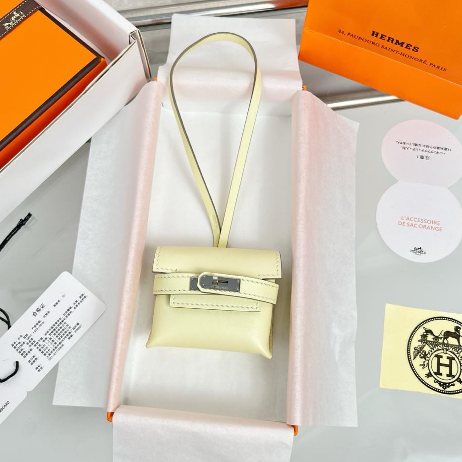 repliche,replica,perfette,siti di,affidabili,migliori siti,dove comprare,1:1,scarpe da ginnastica Ciondolo per borsa per cuffie HERMES Kelly, prodotto originale squisito, puramente fatto a mano con cuciture repliche,replica,perfette,siti di,affidabili,migliori siti,dove comprare,1:1,scarpe da ginnastica Ciondolo per borsa per cuffie HERMES Kelly, prodotto originale squisito, puramente fatto a mano con cuciture